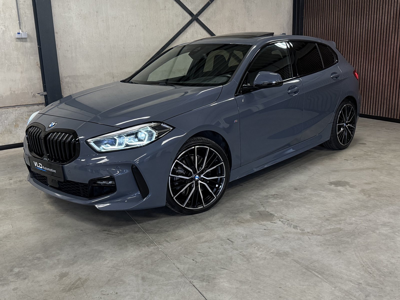 BMW X1 bij VLD Automotive