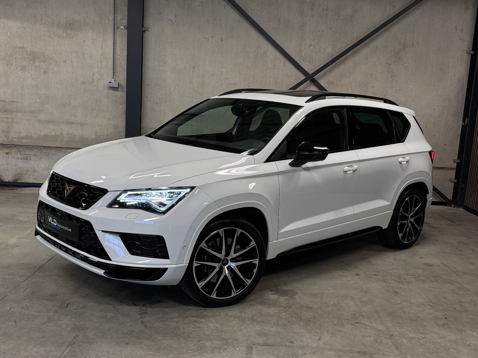 Cupra Ateca bij VLD Automotive